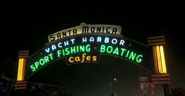 Entrance to Santa Monica Pier
